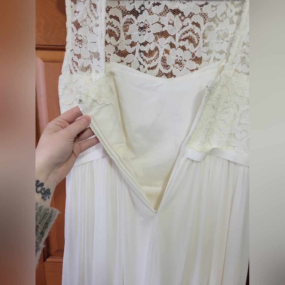 Davids Bridal Elegant Ivory White Lace & Chiffon Sleeveless Dress W/ Slit 14 - Picture 10 of 14